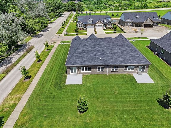 4th image of 16590 Kayla Dr
