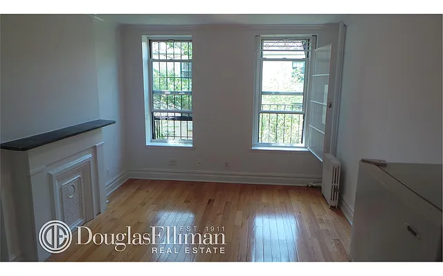 Rented by Douglas Elliman | media 13