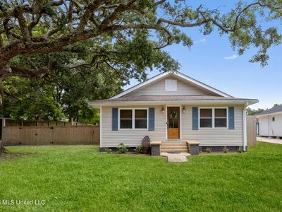 122 W 3rd St, Long beach, MS, 39560