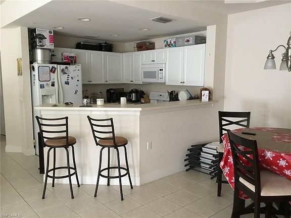 4th image of 3964 Pomodoro Cir Unit 201