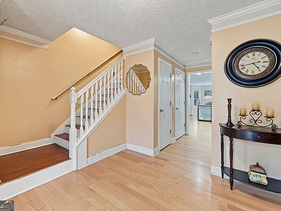 3rd image of 3490 Watson Gate Rd