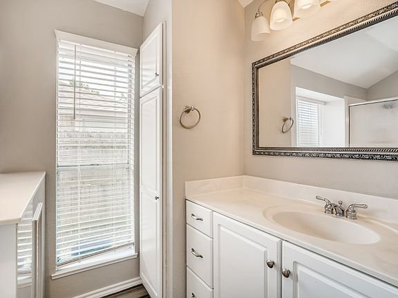 5th image of 607 Battlecreek Ln #607