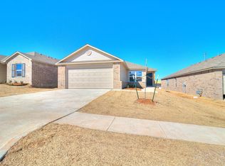 9913 Blue Wing Trl, Yukon, OK 73099
