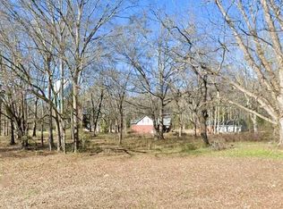 124 Roberts Rd, Locust Grove, GA 30248