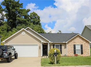 126 Black River Rd, Fletcher, NC 28732