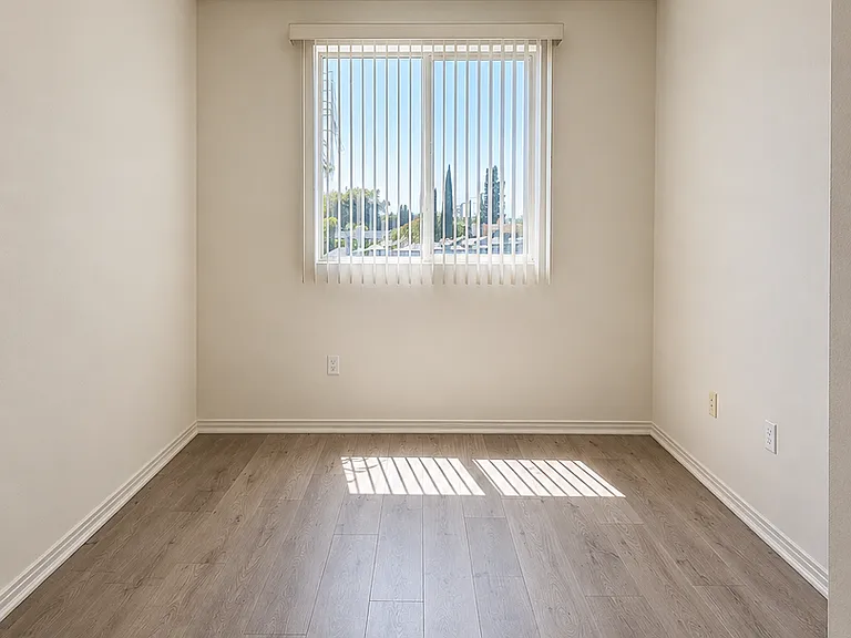 Aura NoHo Luxury Apartments — Photo 56