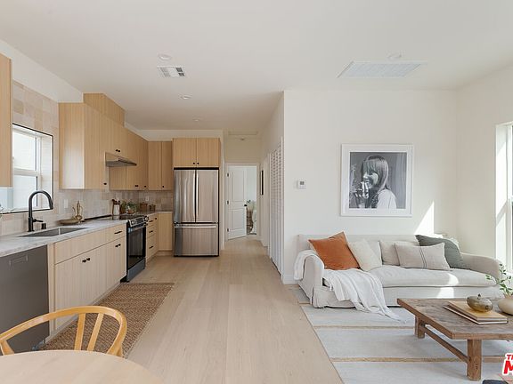 5th image of 3148 Madera Ave #1/2
