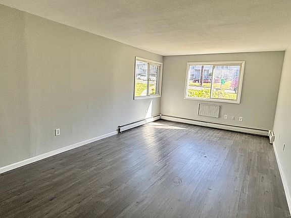 5th image of 62 Treat St APT 216