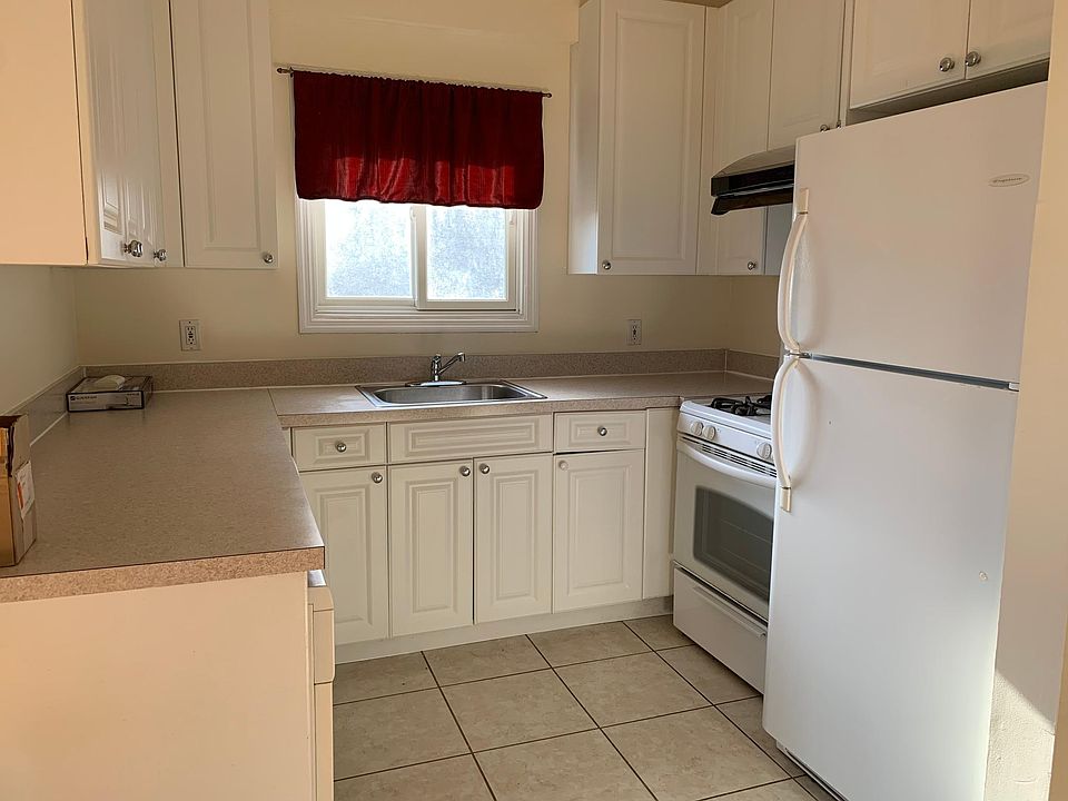 1st image of 7015 267th St #2
