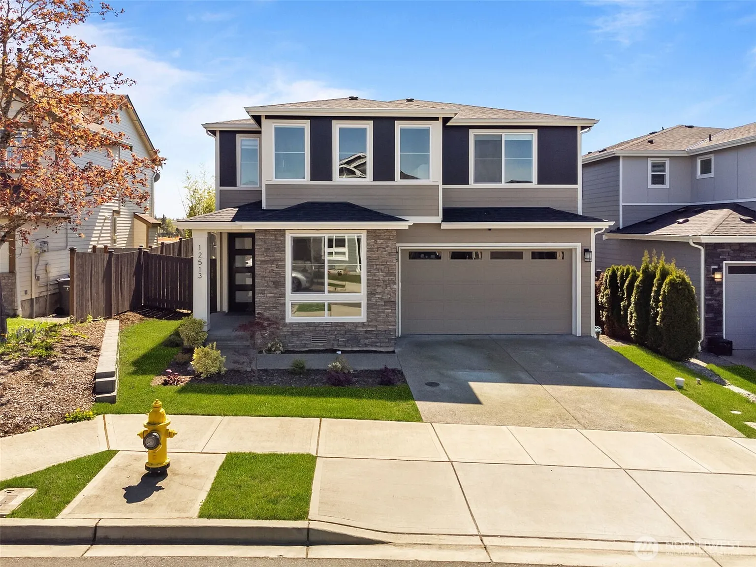 12513 SE 301st photo 1