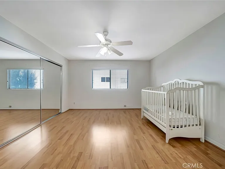 5315 Zelzah Ave #6 — Photo 23