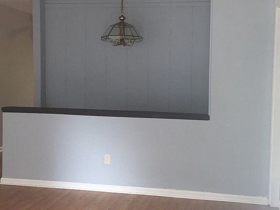 2nd image of 4641 Highlake Dr