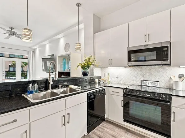 1901 Post Oak Blvd APT 1501, Houston, TX 77056