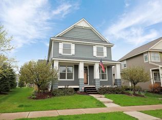 304 Prairie Way S, Bayport, MN 55003
