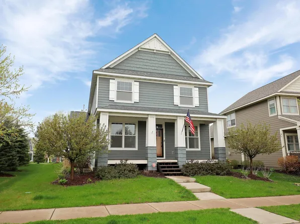 304 Prairie Way S, Bayport, MN 55003
