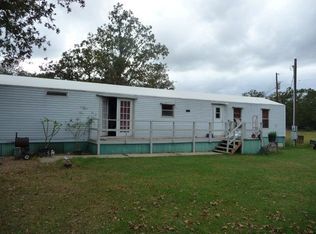 2070 Fannin Rd, Victoria, TX 77905