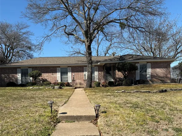 1212 Bois D Arc St, Weatherford, TX 76086