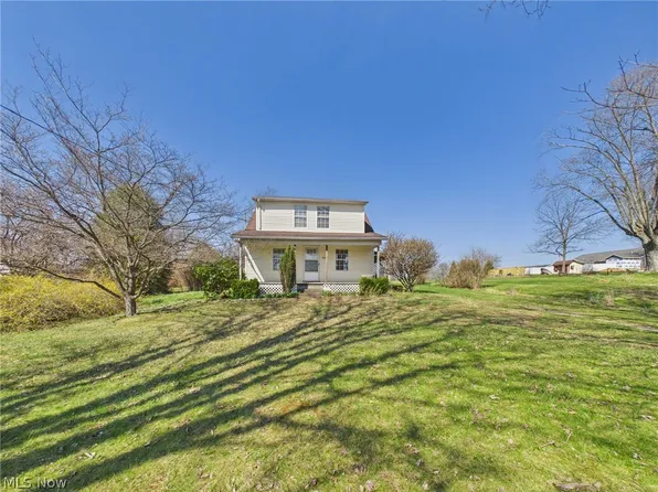 834 Lake Washington Rd, Washington, WV 26181