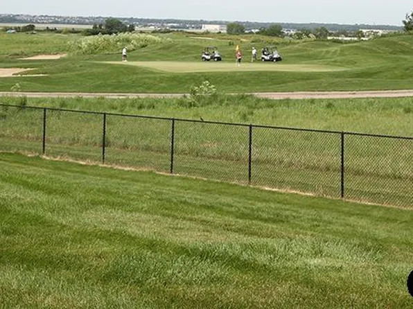 5781 NW 14th St, Lincoln, NE 68521