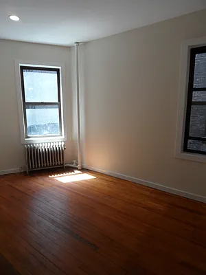 Rented by Bohemia Realty Group | media 27