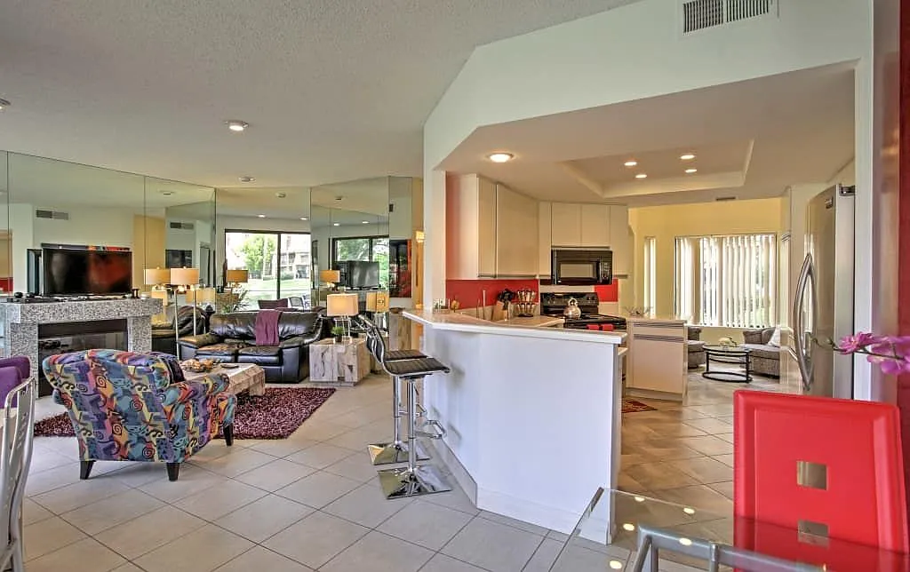 2 bed, 2.0 bath, 1410 sqft, $2,600 — Photo 2