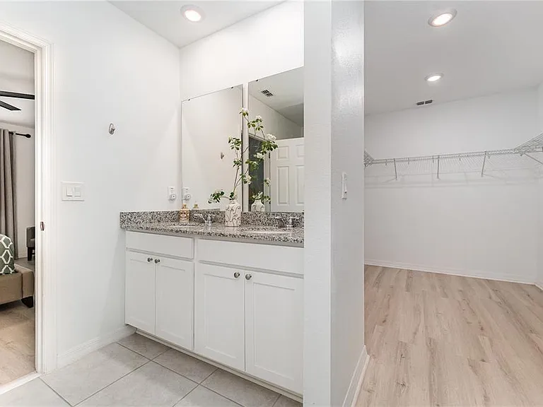 573 Vista Villages Blvd — Photo 43