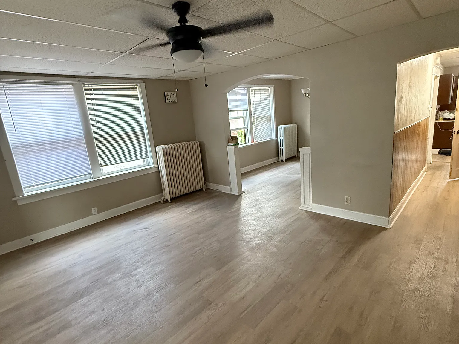 1 bed, 800 sqft, $1,150 — Photo 2