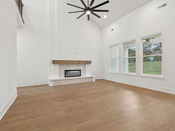 7th image of this home