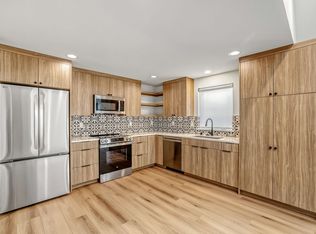 6715 Aurora Ave N, Seattle, WA 98103