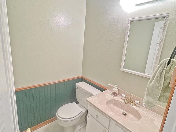 5th image of 12433 E Olive Ave #33