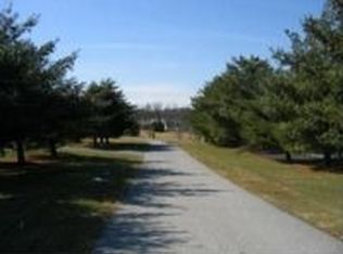 129 Fruitlyn Dr, Dallastown, PA 17313