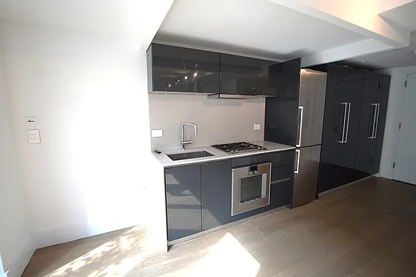 Rented by Oxford Property Group | media 5