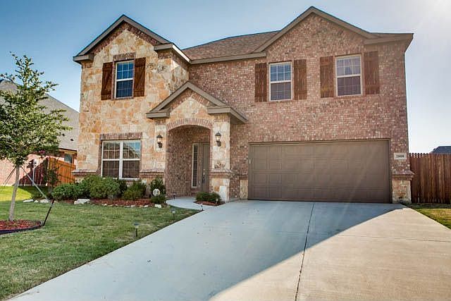 1st image of 2808 Oak Glen Dr