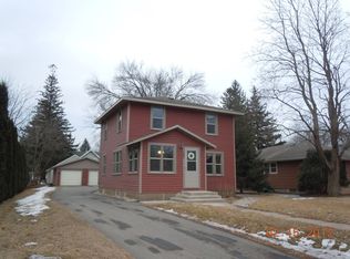 1207 6th St SW, Willmar, MN 56201