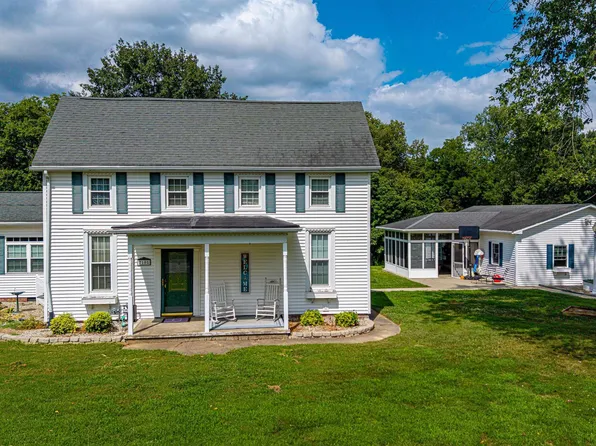 7105 New Harmony Rd, Evansville, IN 47720