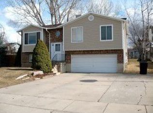 2188 N 950 W, Clinton, UT 84015