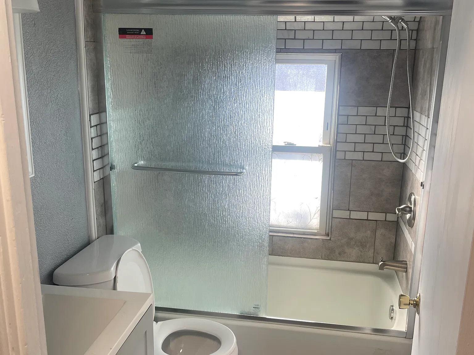 2 bed, 828 sqft, $1,000 — Photo 1