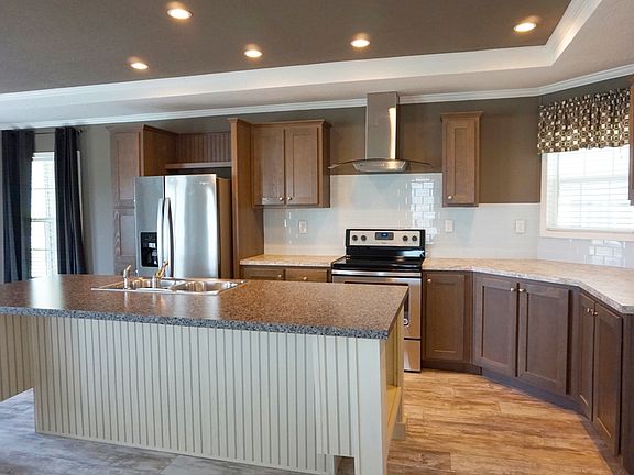 3rd image of 5348 Laurel Oak Dr
