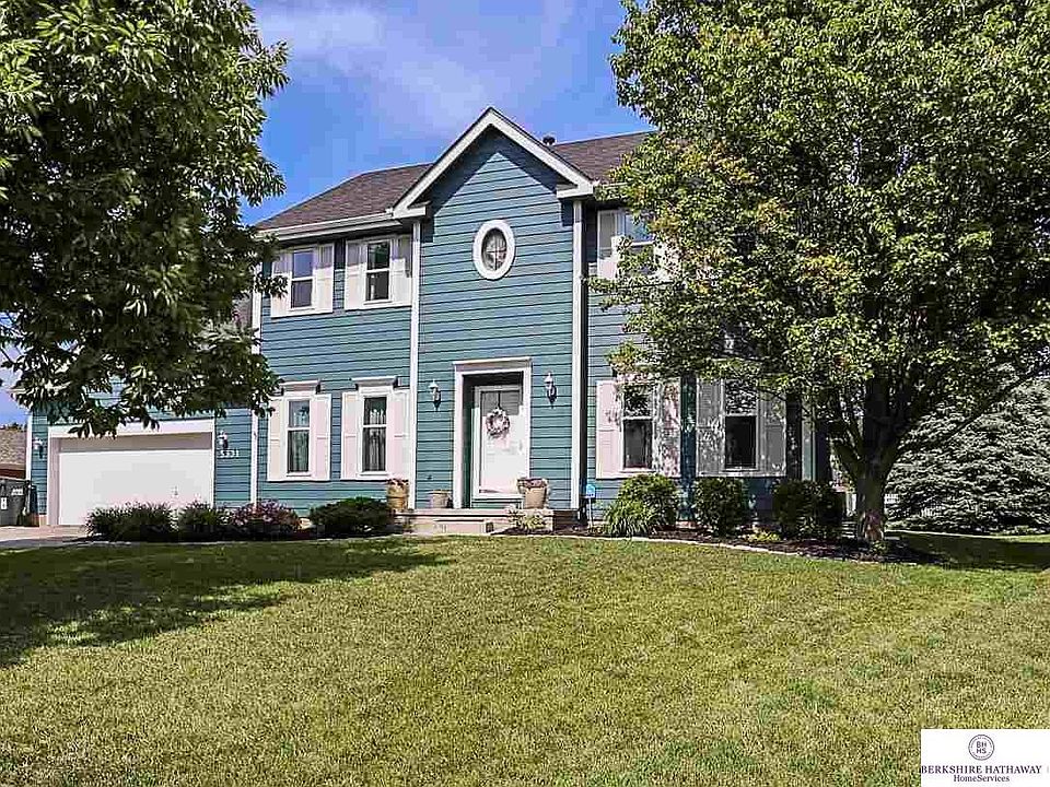 1st image of 5531 N 140th St