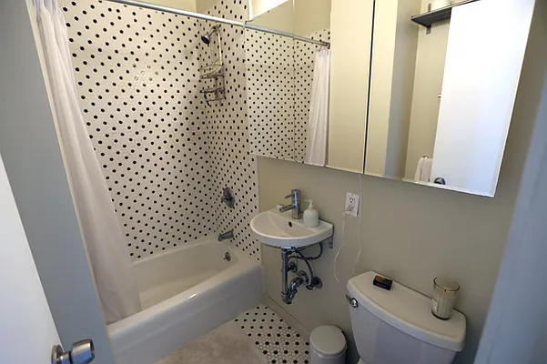 Rented by Corcoran | media 15