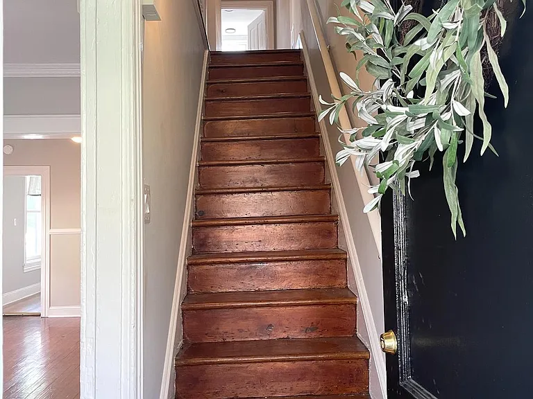 854 Summit Grove Ave — Photo 2