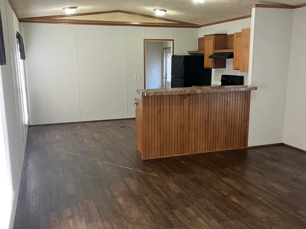 296 Tobacco Rd, Clarksville, TN