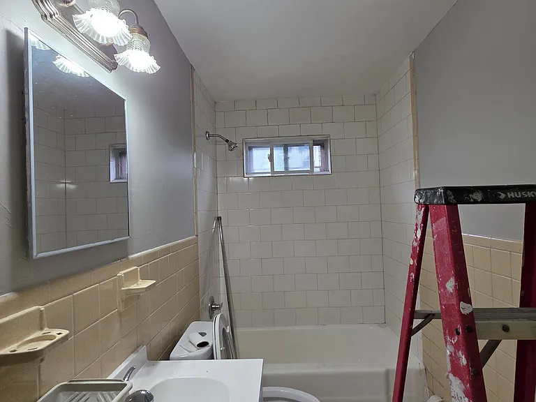 1105 Ella T Grasso Blvd #B — Photo 8