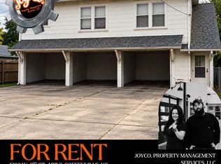 1308 W 3rd St #3, Coffeyville, KS 67337