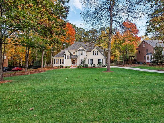 3rd image of 622 Hardscrabble Dr