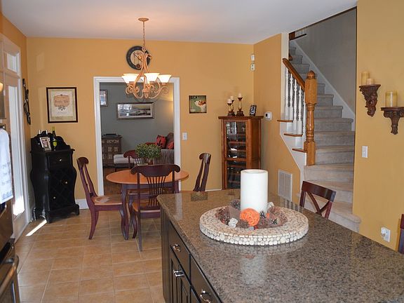 Breakfast and Kitchen