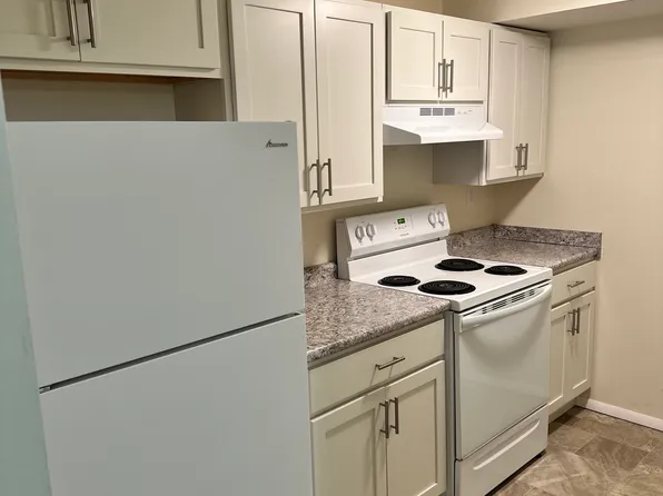 1008 Puckety Church Rd APT 108A, New Kensington, PA 15068