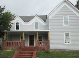 49 Delaware St #2, Ellijay, GA 30540