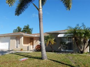 2052 Norfolk Dr, Holiday, FL 34691