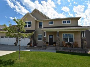 1801 26th Ave NW, Minot, ND 58703